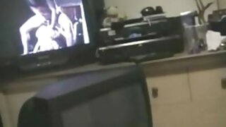 Fleksibilni rob Remy LaCroix fiksira se porn hub hrvatska užadima na podu