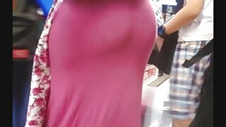 Nimfokinja bez tise Sophie Lynx masturbira besplatni hrvatski porno i osvaja kurac za pušenje