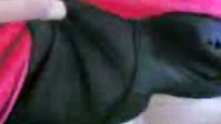 Prekrasna pusasta plavuša se svlači i liže svoju obrijanu ružičastu macu porno hrvatska