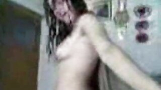 Milf s velikim sisama vole se igrati s porno video hrvatska elektro vibratorom